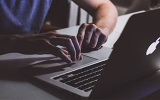 腾讯2025年游戏营收同比增长22%，长青、出海、AI驱动游戏业务增长